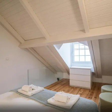 Rose Apartment *